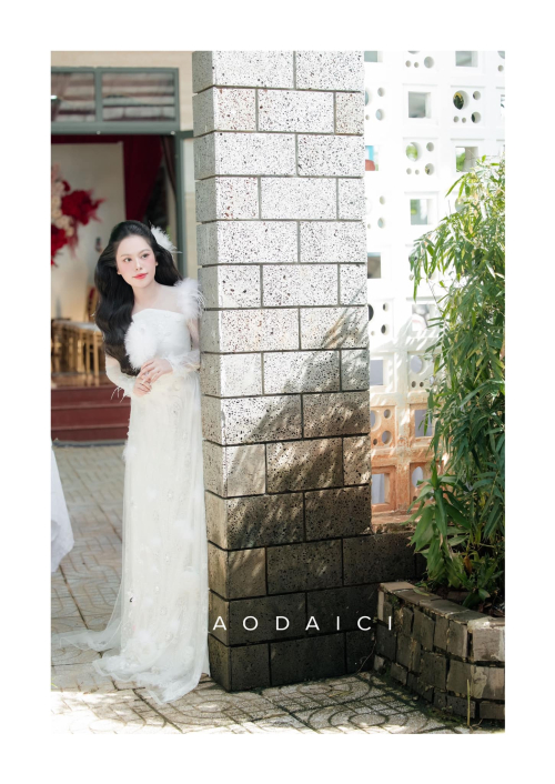 Feedback Lễ đính hôn nàng dâu xinh đẹp Phuơng Ngân 